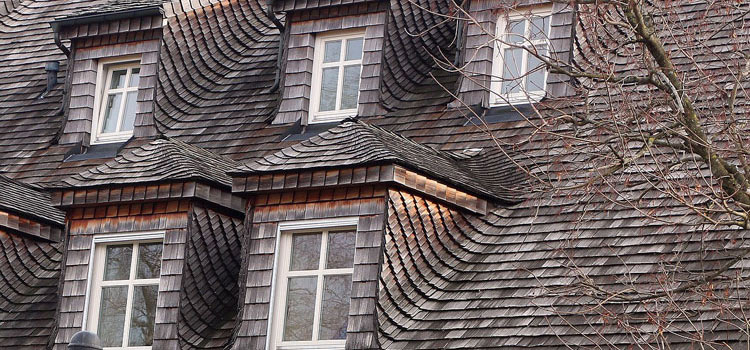 Wood Shakes Roofing Contractors Van Nuys